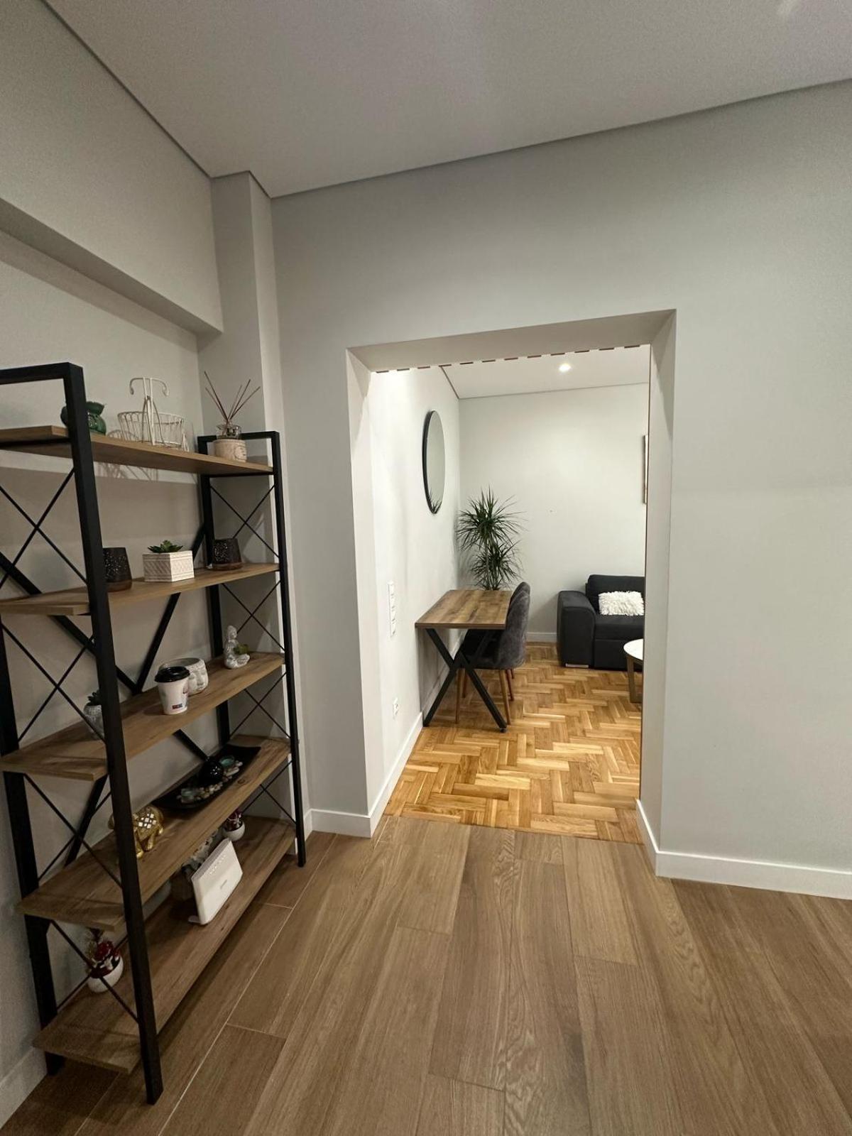 Apartamento Mihaela-Andreea Luxury House Atenas Exterior foto